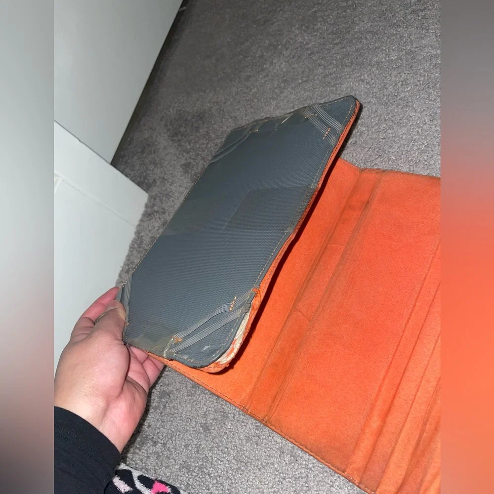 Polaroid brand iPad carrying case